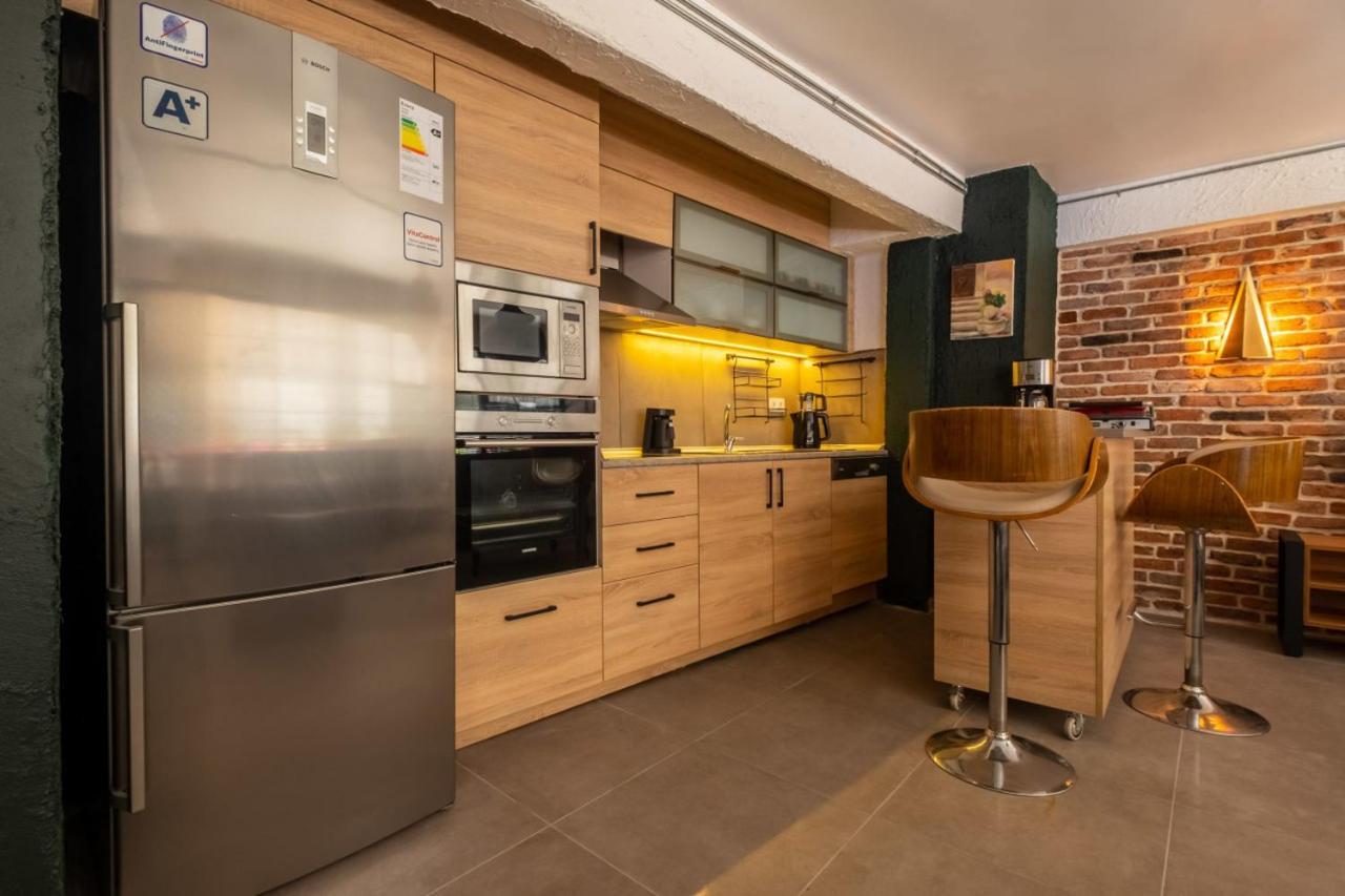 Amazing Flat With Stylish Interior In Beyoglu İstanbul